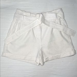Ci Sono Ivory Linen Shorts
